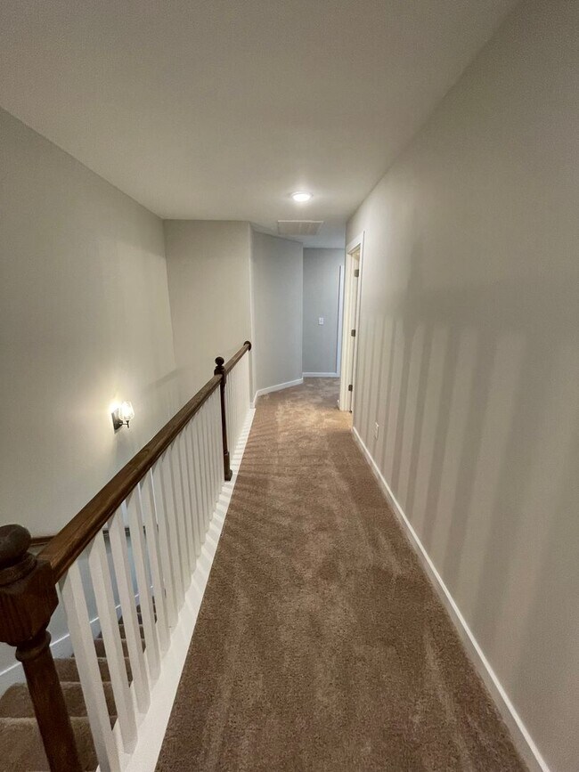 Building Photo - Home for Rent in Calera, AL!!! View with 48 Hours Notice!
