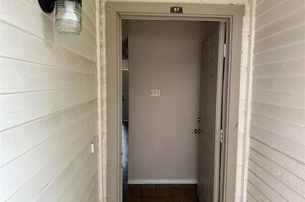 Building Photo - 8005 Rothington Rd