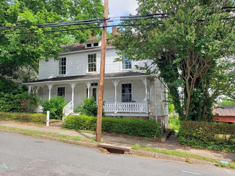 Building Photo - 503 Wachovia St