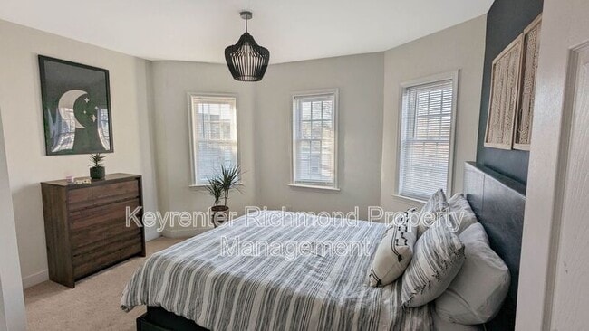 Building Photo - 2003 Cedar St