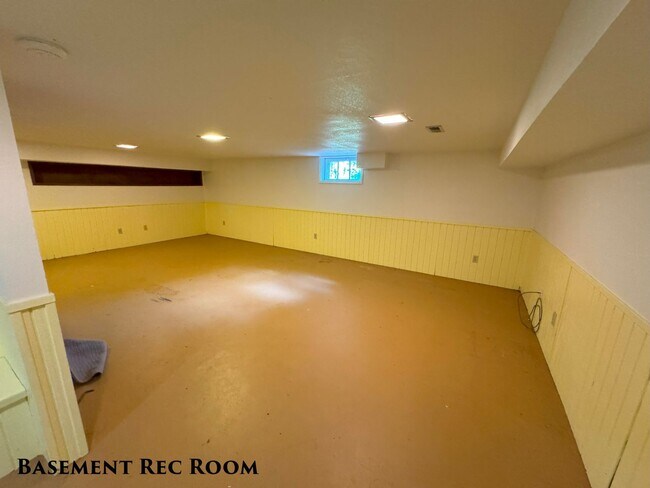 Building Photo - STATUS: *HOLD*|R275| $2495