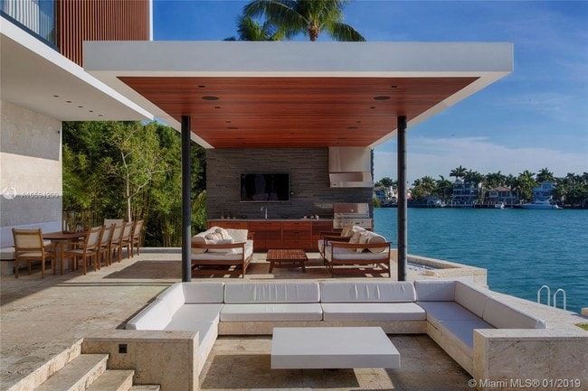 Building Photo - 428 S Hibiscus Dr