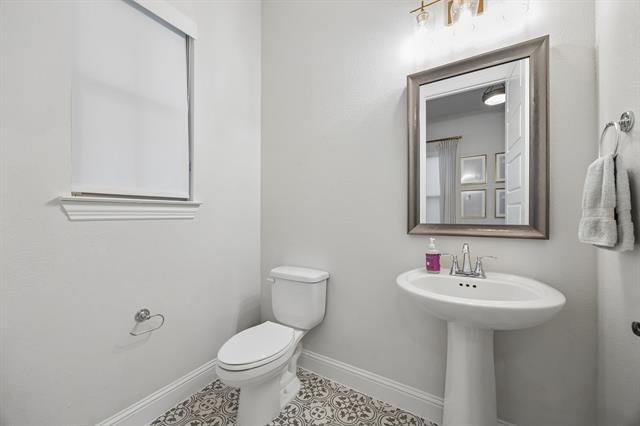 Building Photo - 4012 Truman Dr