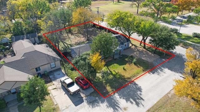 Building Photo - 450 Hickory St
