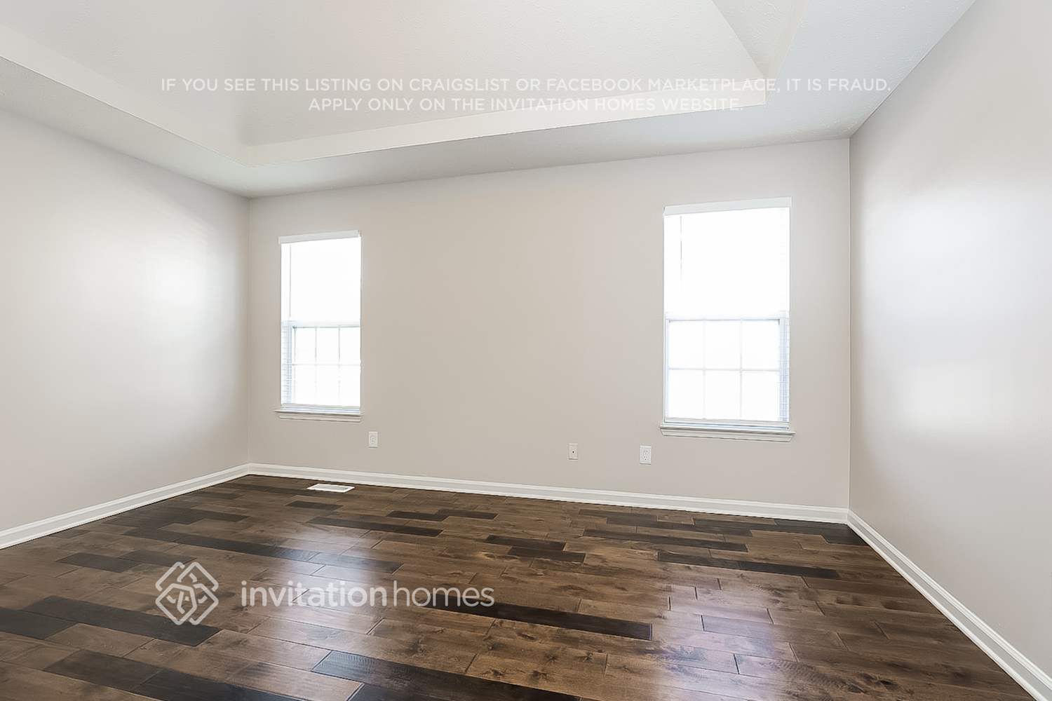 Building Photo - 2808 Meadow Gln