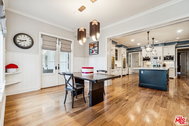 Building Photo - 458 Toyopa Dr