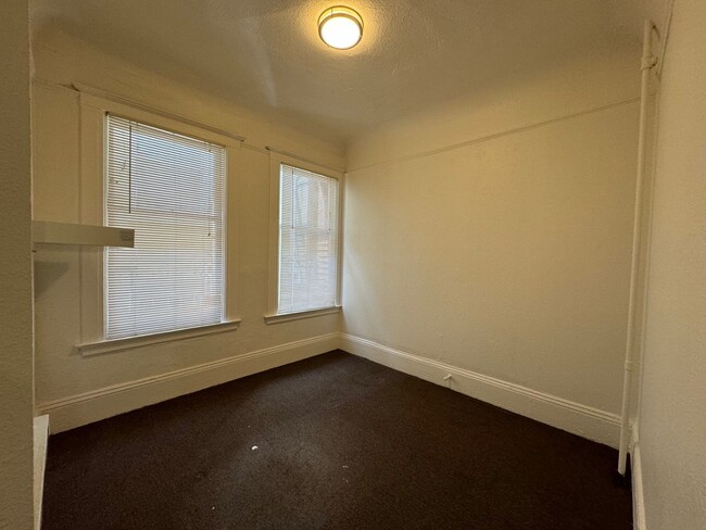 Building Photo - COZY 2 BEDROOM 1 BATH FOR RENT IN SAN FRAN...