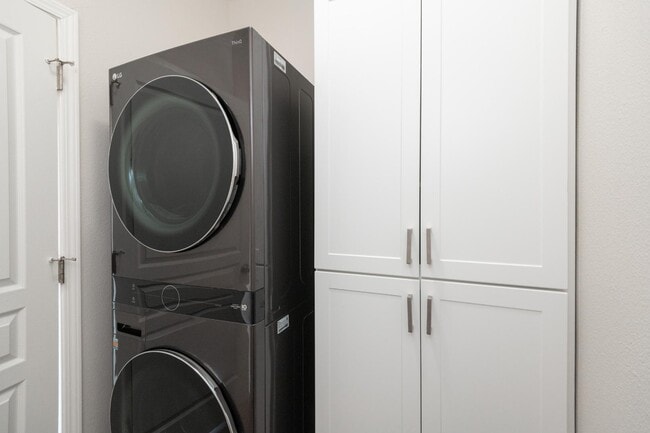 Building Photo - 20688 White Dove Ln