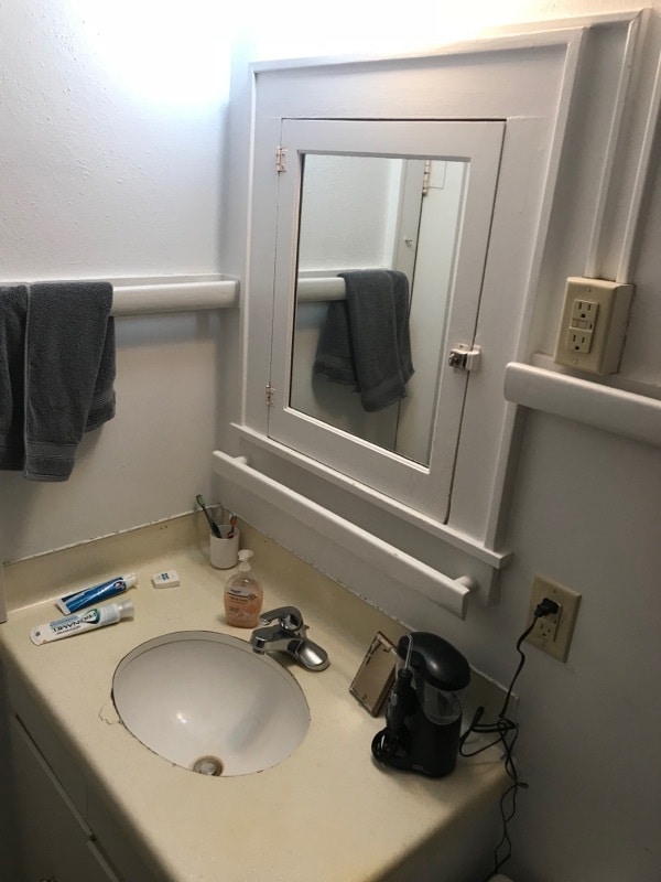 Building Photo - 307 S Maple Ave