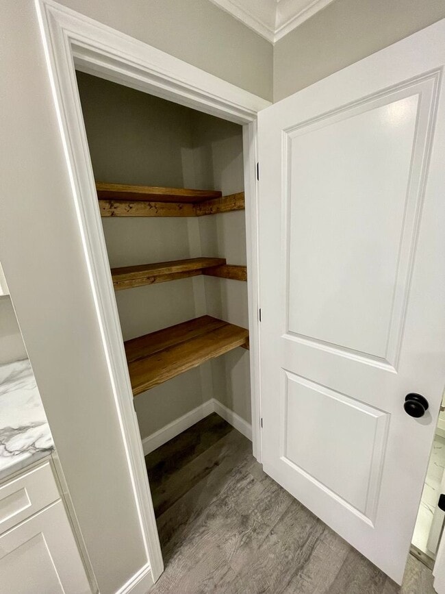 Building Photo - LOCATED IN GIBBS... FANTASTIC 3 BEDROOM HOME!!