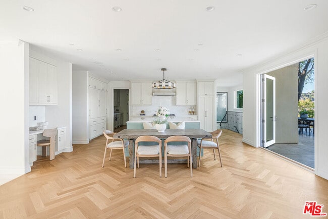 Building Photo - 1900 Bel Air Rd