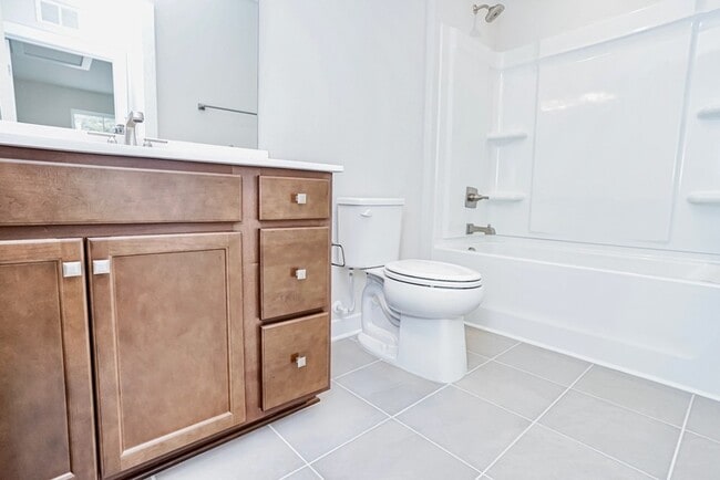 Building Photo - 513 Roan Creek Trl