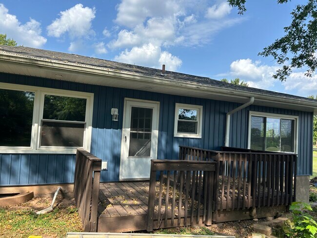 Building Photo - 1244 Snyder Rd