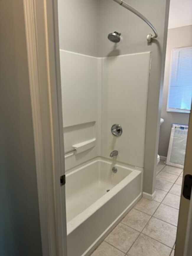 Building Photo - Schedule a Showing Today!!!