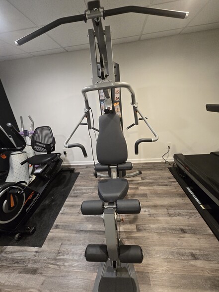 Weights - 240 Boca Ciega Ct