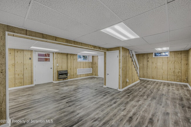 Building Photo - 301 Seymour Ave