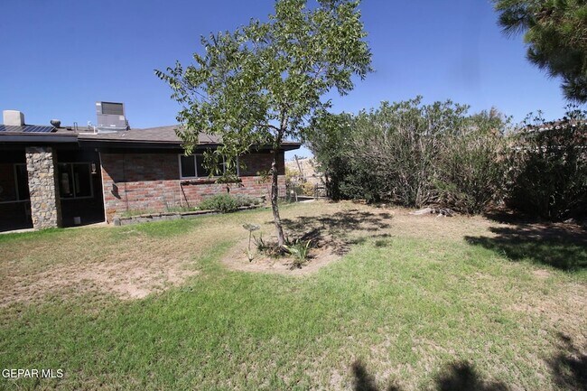 Building Photo - 19014 Armington Dr