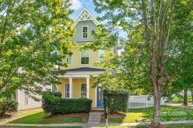 Building Photo - 104 Kensington St