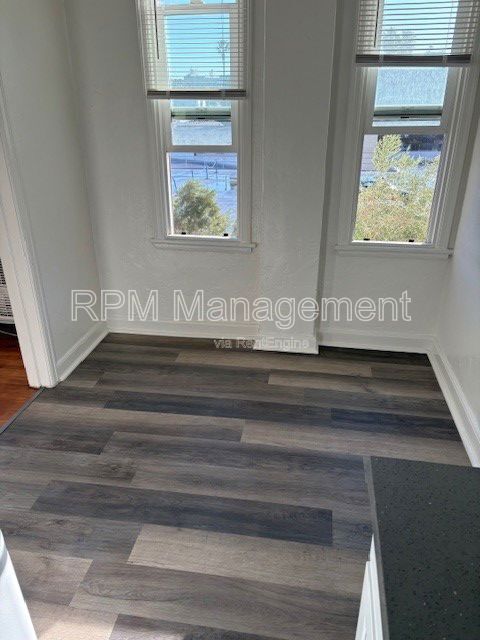 Building Photo - 1523 N McCadden Pl