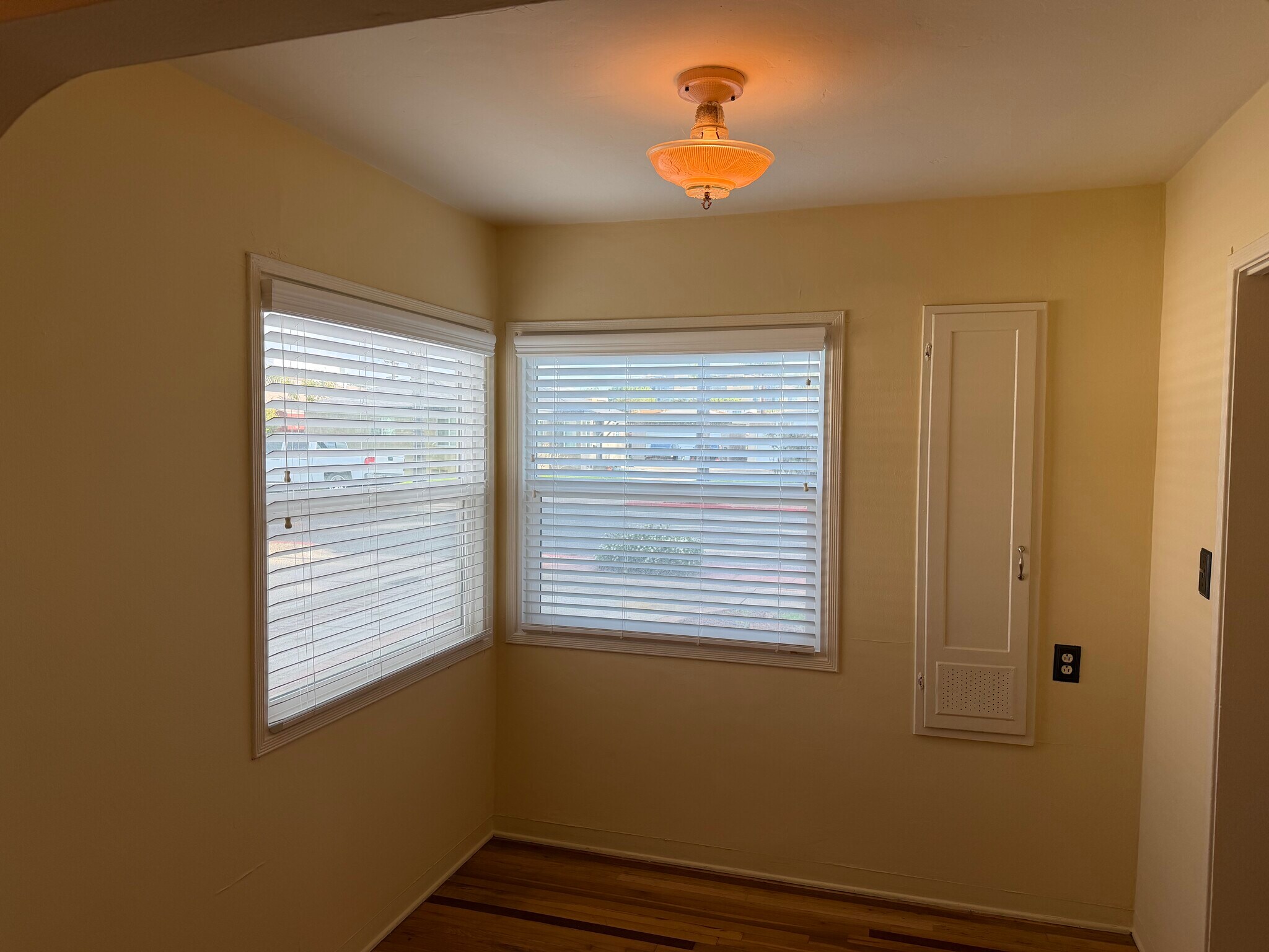 Building Photo - 248 Glover Ave