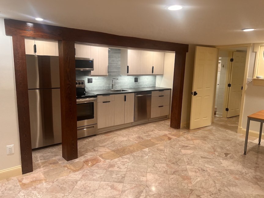 kitchen - 1878 Monroe St NW