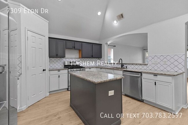 Building Photo - 7309 Eton Dr