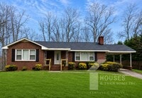 Building Photo - 813 Fox Squirrel Ridge Rd