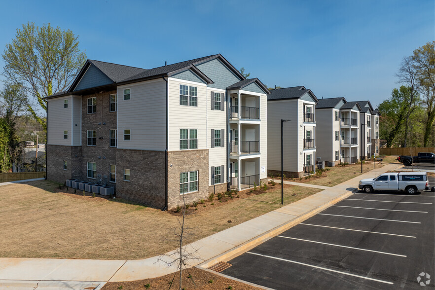 Building Photo - Dunean Creek Apartments
