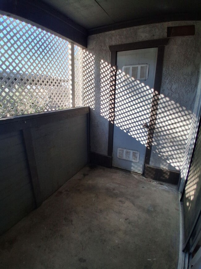 Building Photo - Great Condo for Rent!