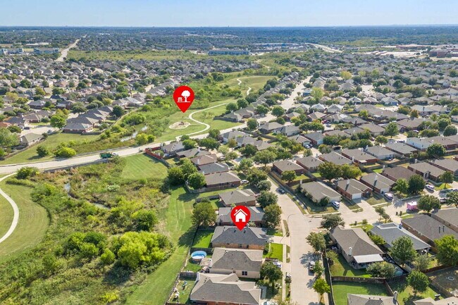 Building Photo - Renovated 4BR, Open Concept, Greenbelt Lot, Keller ISD