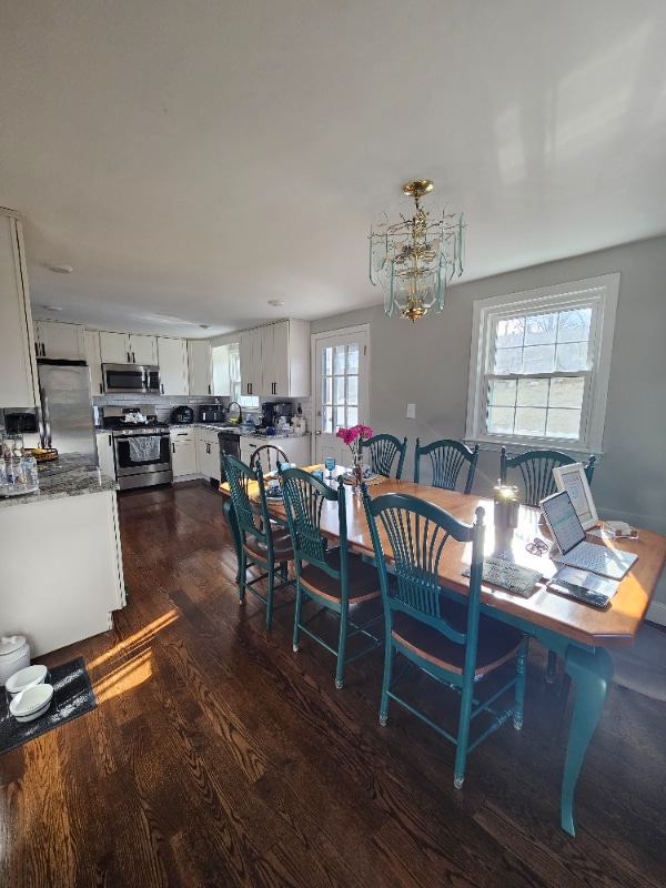 Building Photo - 8 Lee St