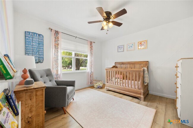 Building Photo - 921 Indian Trail