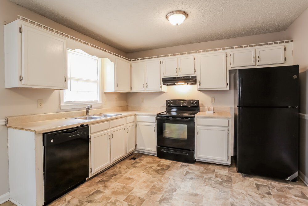 Building Photo - 550 Austin Bridge Rd