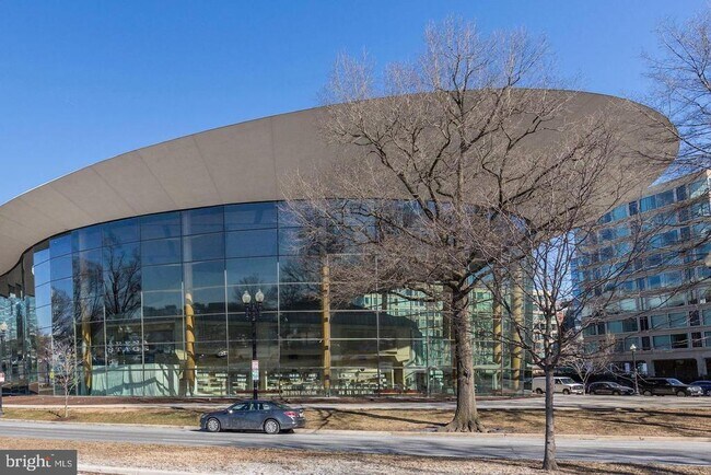 Building Photo - 350 G St SW