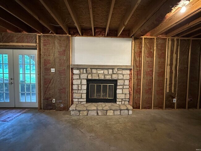 Building Photo - 1830 E Thornton Dr