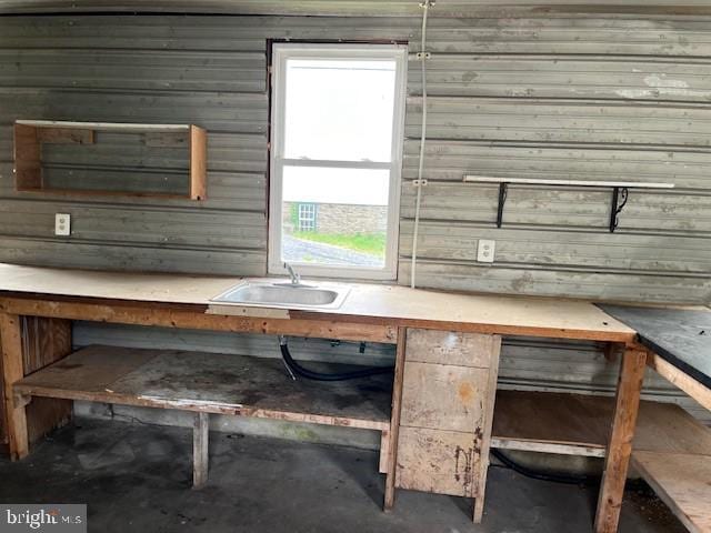 Building Photo - 572 Old U.S. 22