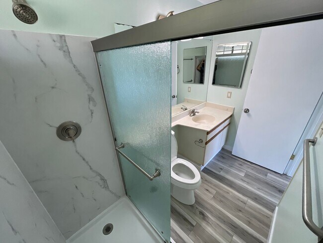 Building Photo - Keonekai Village Unfurnished Unit Available