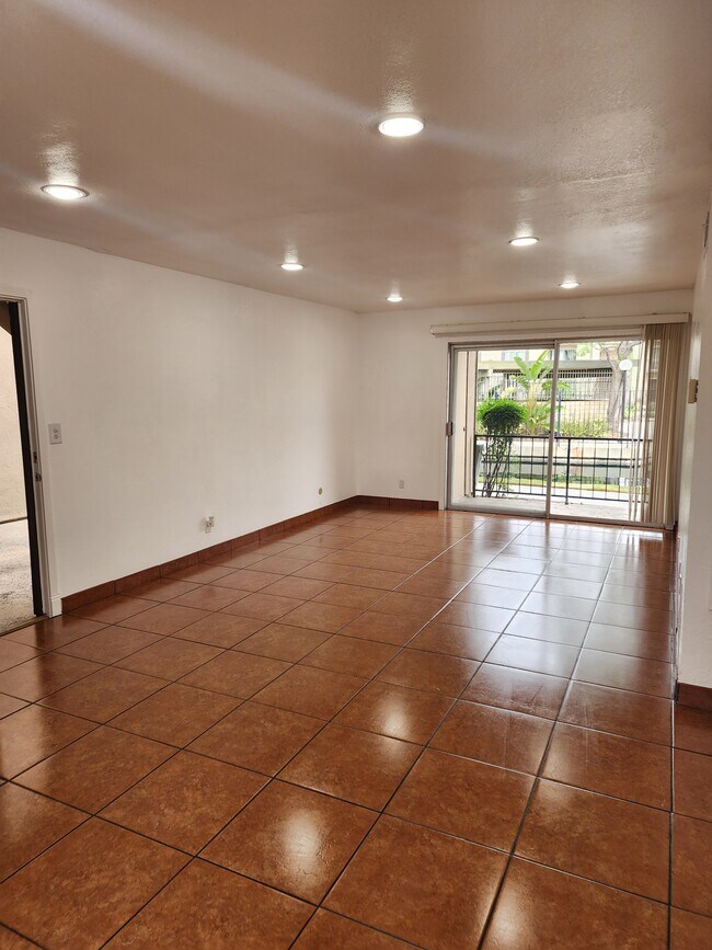 Building Photo - 25743 Hogan Dr