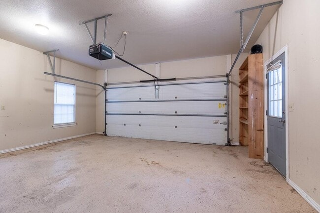 Building Photo - 12840 Ruby Rd
