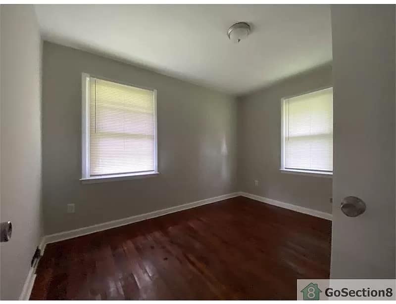 Building Photo - Room in House on Nations Ford Rd