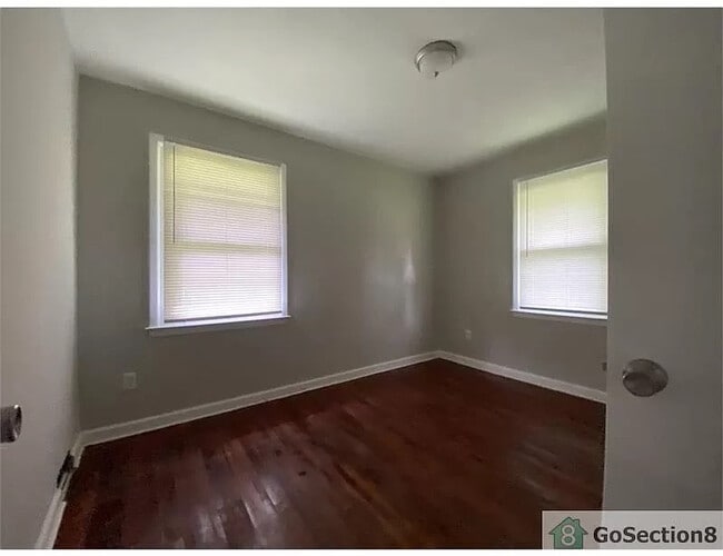 Building Photo - Room in House on Nations Ford Rd