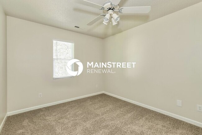 Building Photo - 3 Bedroom Pet-Friendly Home in Winston-Sal...
