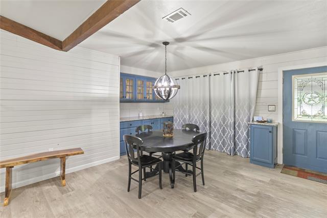 Building Photo - 323 Dyer Cir