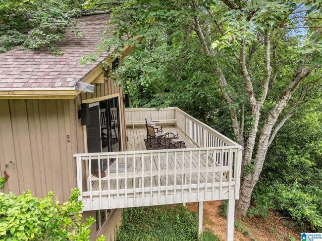 Building Photo - 373 Laredo Dr