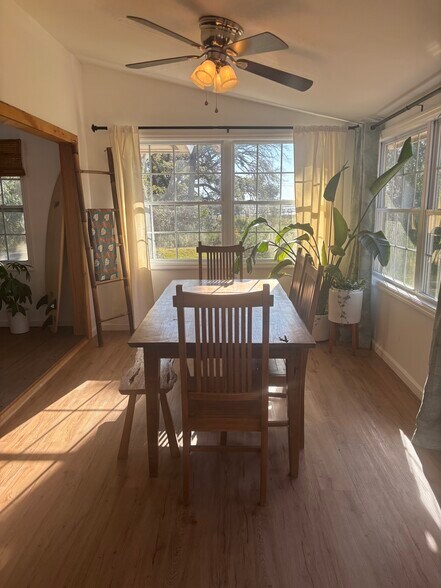 Building Photo - 44 W River Dr