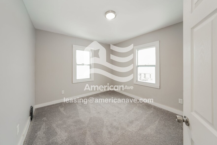 Building Photo - 31 Fair Pl