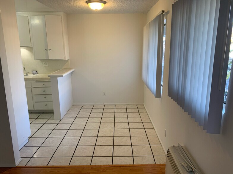 Building Photo - 20957 Bryant St