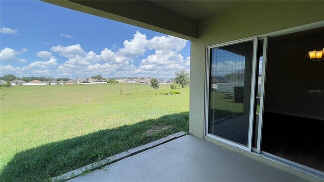 Building Photo - 424 Nova Dr