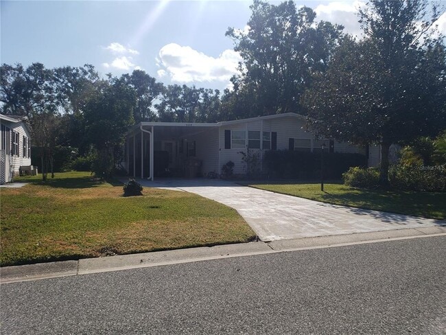 Building Photo - 5009 El Destino Dr