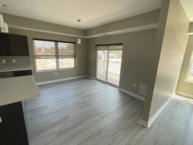 Dining Room - 1230 Colvin Blvd